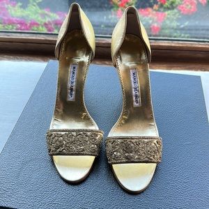 Gold shoes Manolo Blahnik size 41